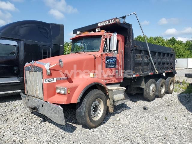 Photo 2 of 1992 KENWORTH T800 DUMP TRUCK (VIN 1XKDDB0X0NJ577969)