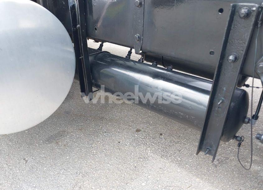 Photo 13 of 2015 Kenworth Construction T800 (VIN 1XKDDP9X2FJ422664)