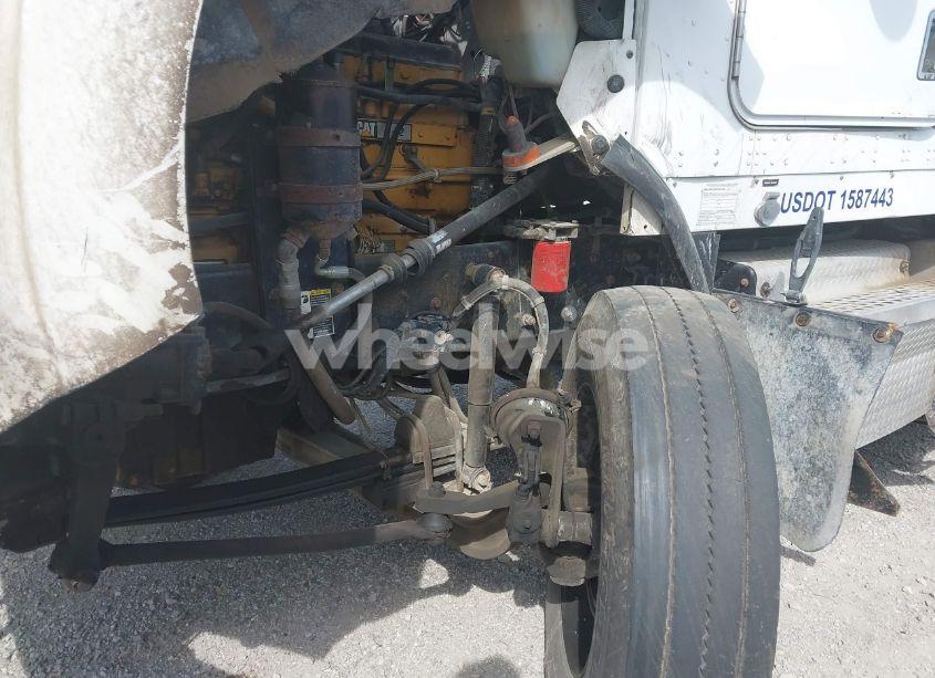 Photo 11 of 2002 Kenworth T800 T800 (VIN 1XKDDU9X52J893121)