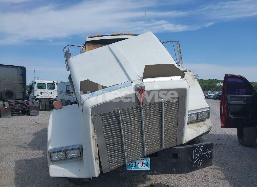 Photo 12 of 2002 Kenworth T800 T800 (VIN 1XKDDU9X52J893121)