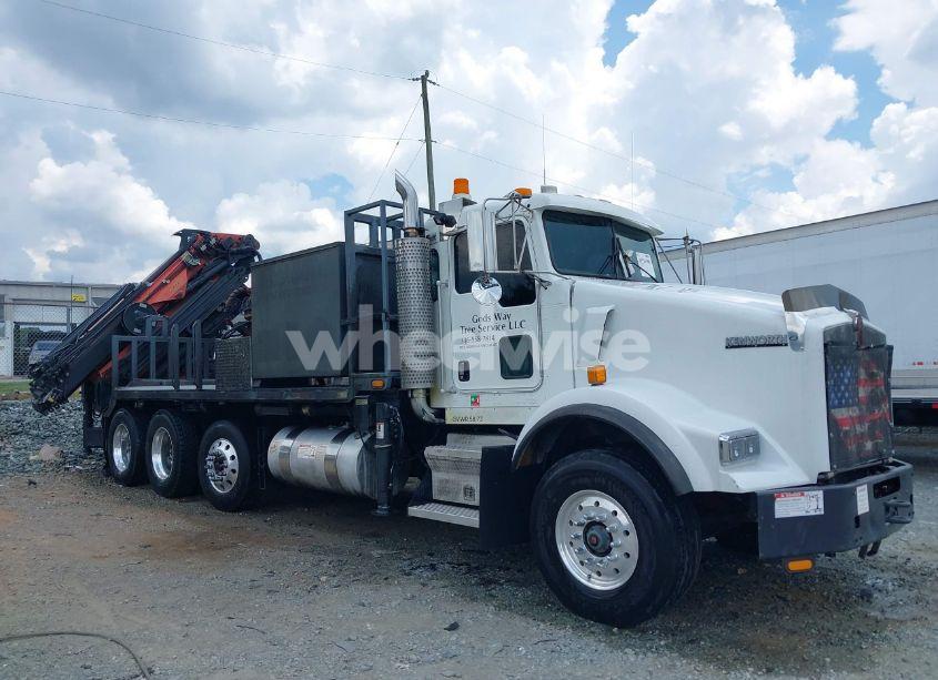 2006 Kenworth Construction T800 (VIN 1XKDP4EX76R151128) main photo