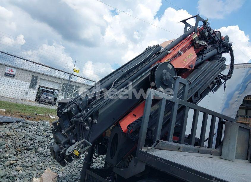 Photo 7 of 2006 Kenworth Construction T800 (VIN 1XKDP4EX76R151128)