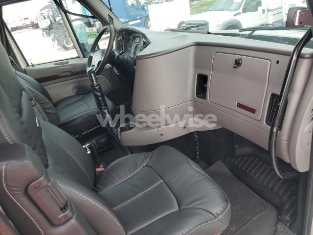 Photo 10 of 2012 KENWORTH CONSTRUCTION T700 (VIN 1XKFD49X5CJ326594)