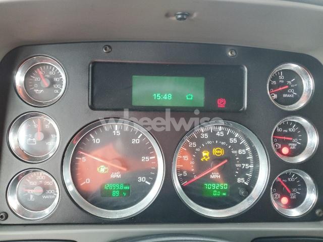 Photo 3 of 2012 KENWORTH CONSTRUCTION T700 (VIN 1XKFD49X5CJ326594)