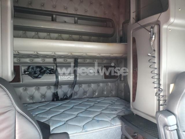 Photo 6 of 2012 KENWORTH CONSTRUCTION T700 (VIN 1XKFD49X5CJ326594)