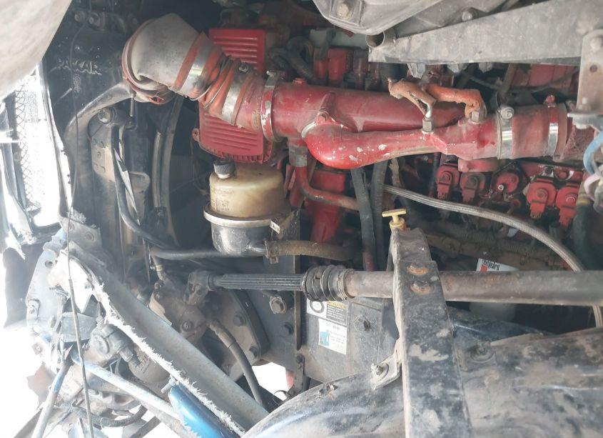 Photo 10 of 2009 Kenworth Construction T2000 (VIN 1XKTD49X89J219745)