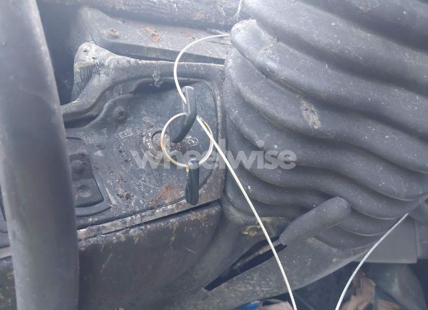 Photo 11 of 2008 Kenworth Construction T2000 (VIN 1XKTDB9X08J227289)