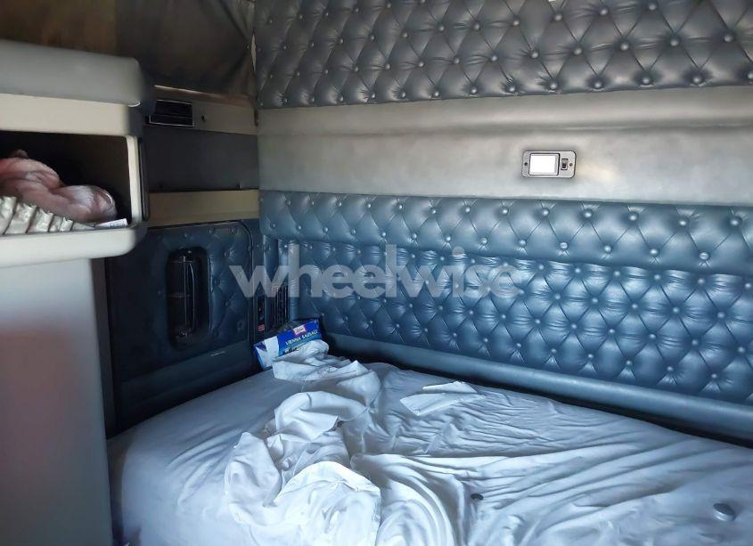 Photo 7 of 1997 Kenworth Construction W900 (VIN 1XKWD29X1VJ696223)