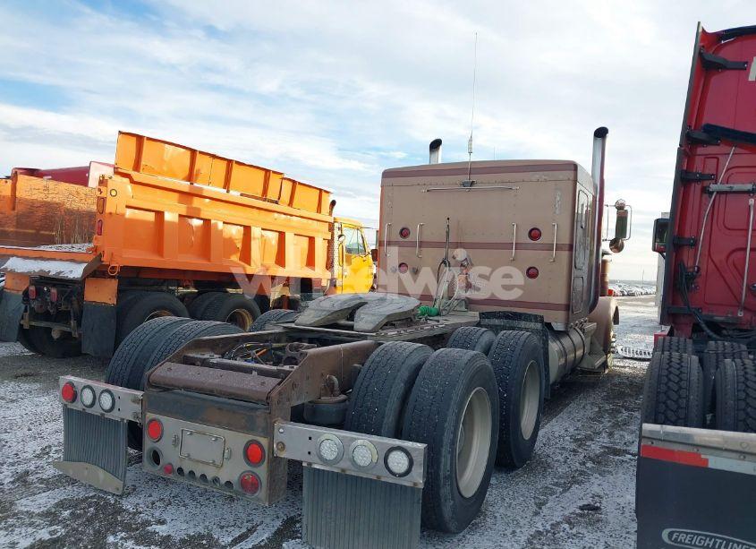 Photo 4 of 2006 Kenworth W900 W900 (VIN 1XKWD49XX6J146855)