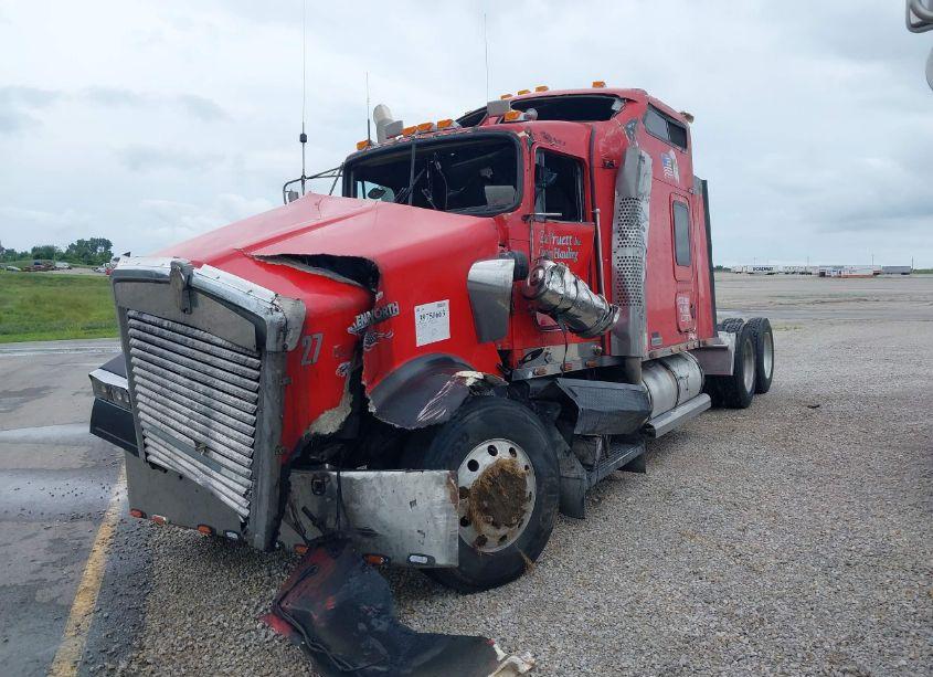 2000 Kenworth Construction W900 (VIN 1XKWD69X3YR848922) main photo