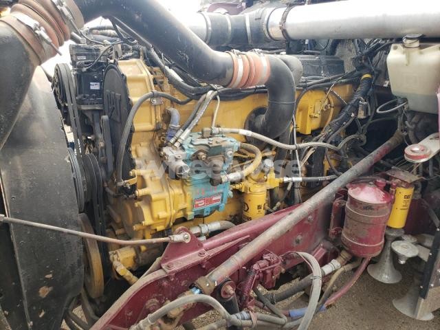 Photo 4 of 2001 KENWORTH W900 SEMI TRUCK N/A (VIN 1XKWDB9X41J881389)