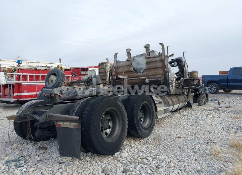 Photo 4 of 1996 Kenworth Construction W900 (VIN 1XKWDB9X5TS710048)