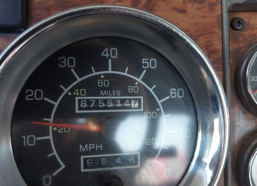 Photo 5 of 2002 Kenworth Construction W900 (VIN 1XKWDB9X72R892454)