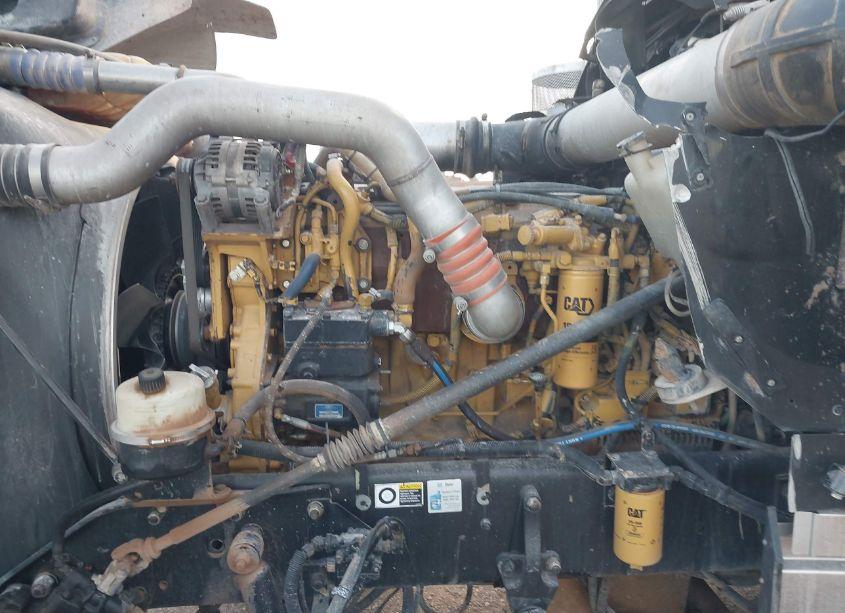 Photo 10 of 2009 Kenworth Construction W900 (VIN 1XKWDB9X89J256196)