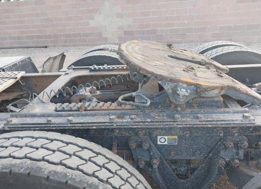 Photo 12 of 2009 Kenworth Construction W900 (VIN 1XKWDB9X89J256196)