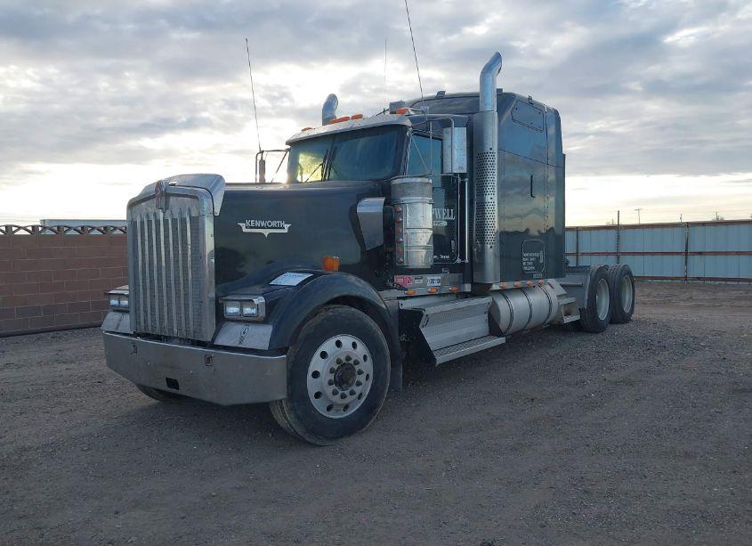 Photo 2 of 2009 Kenworth Construction W900 (VIN 1XKWDB9X89J256196)