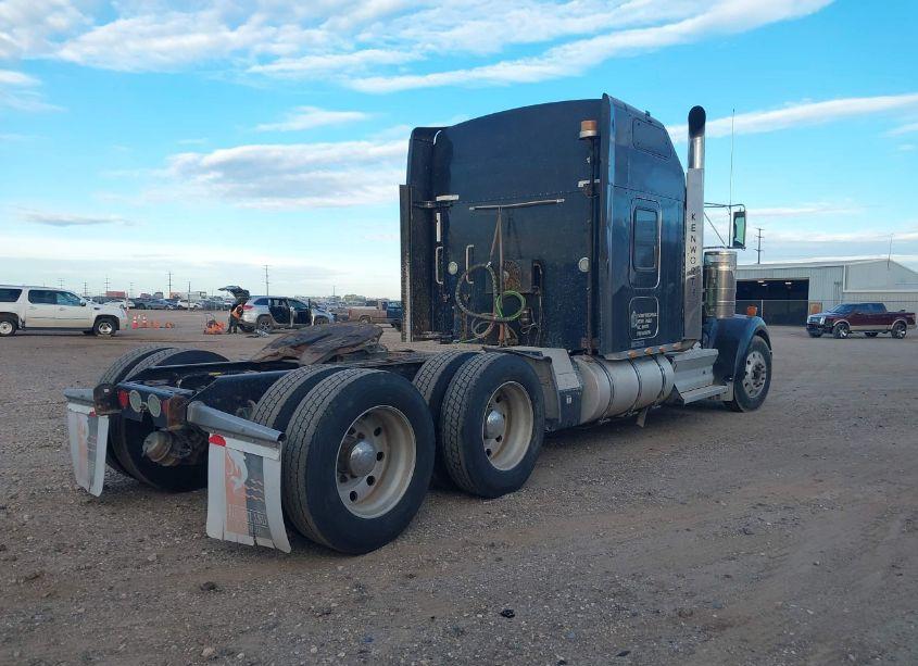 Photo 4 of 2009 Kenworth Construction W900 (VIN 1XKWDB9X89J256196)