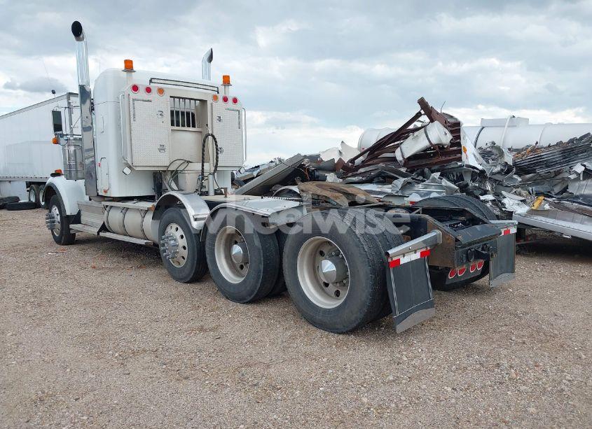 Photo 3 of 2012 Kenworth Construction W900 (VIN 1XKWP4EX3CJ308673)