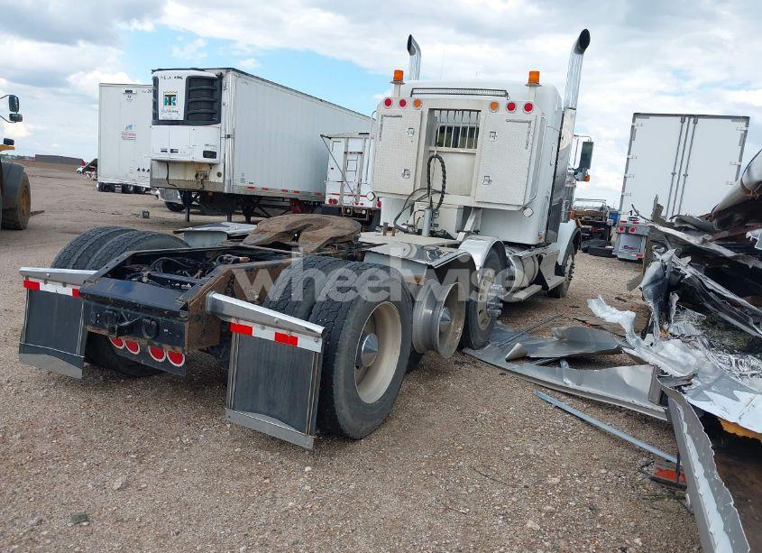 Photo 4 of 2012 Kenworth Construction W900 (VIN 1XKWP4EX3CJ308673)