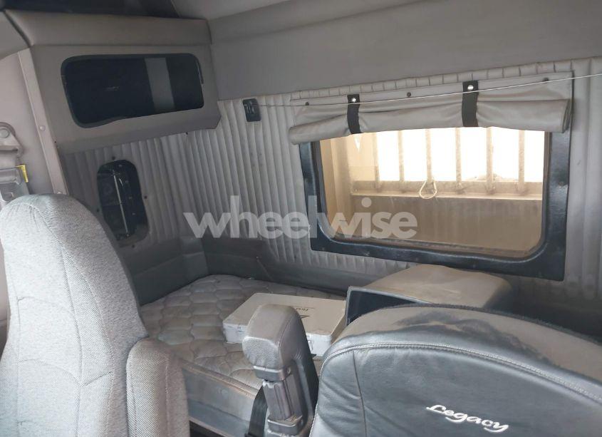 Photo 7 of 2012 Kenworth Construction W900 (VIN 1XKWP4EX3CJ308673)