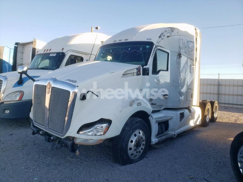 Photo 10 of 2018 KENWORTH T680 SEMI TRUCK (VIN 1XKYD49X1JJ190230)