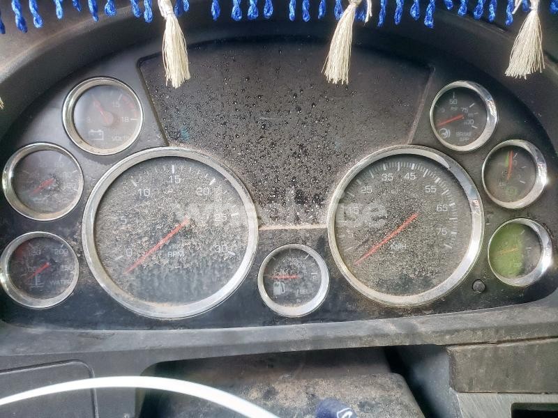 Photo 6 of 2018 KENWORTH T680 SEMI TRUCK (VIN 1XKYD49X1JJ190230)