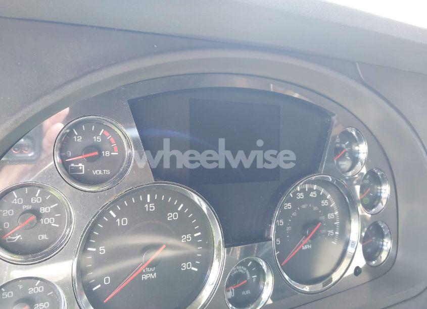 Photo 5 of 2014 Kenworth Construction T680 (VIN 1XKYD49X2EJ405880)