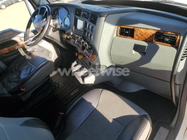 Photo 8 of 2020 KENWORTH T680 SEMI TRUCK (VIN 1XKYD49X4LJ427831)
