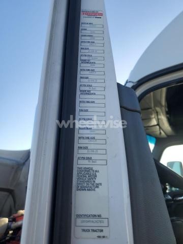 Photo 9 of 2020 KENWORTH T680 SEMI TRUCK (VIN 1XKYD49X4LJ427831)