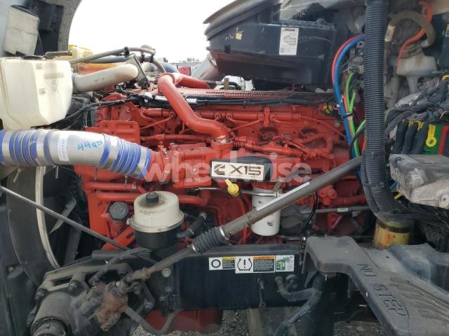 Photo 3 of 2019 KENWORTH T680 SEMI TRUCK (VIN 1XKYD49X7KJ221711)