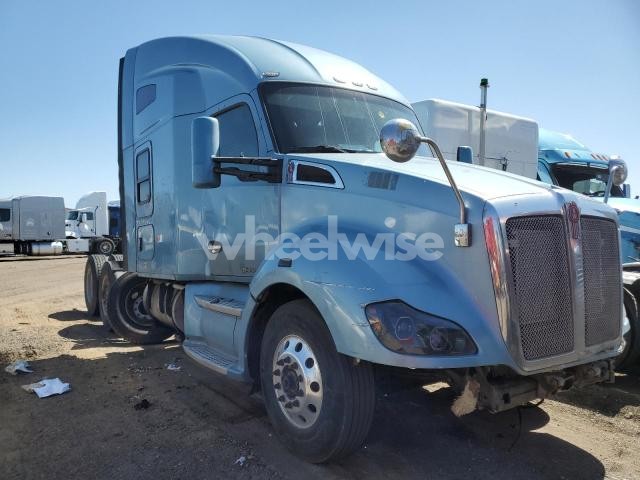 Photo 2 of 2016 KENWORTH T680 SEMI TRUCK (VIN 1XKYD49X8GJ463253)