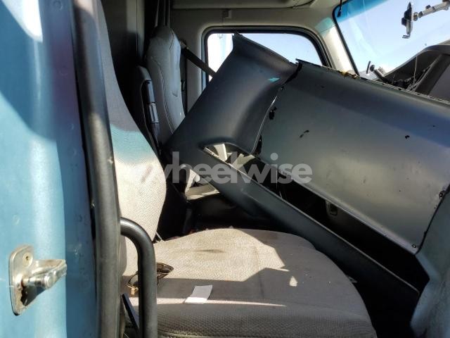 Photo 7 of 2016 KENWORTH T680 SEMI TRUCK (VIN 1XKYD49X8GJ463253)