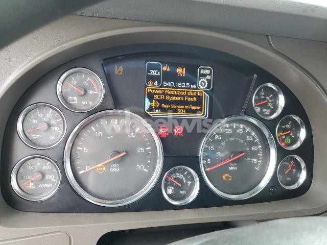 2018 KENWORTH T680 SEMI TRUCK (VIN 1XKYD49X9JJ184658) main photo