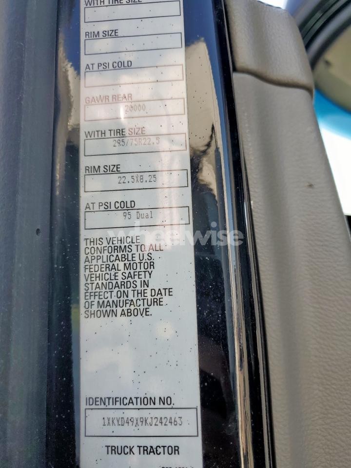 Photo 10 of 2019 KENWORTH T680 SEMI TRUCK (VIN 1XKYD49X9KJ242463)