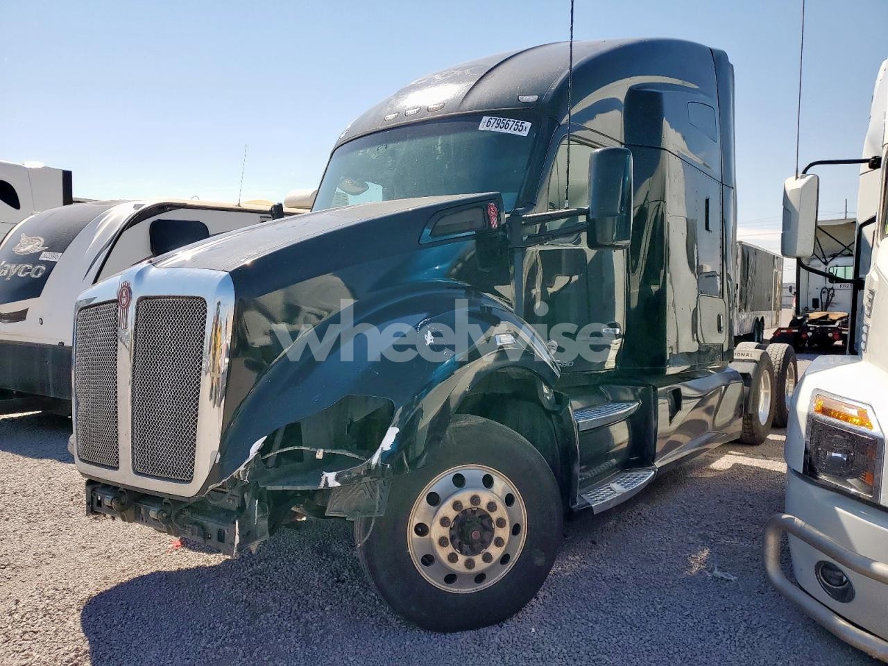 Photo 2 of 2019 KENWORTH T680 SEMI TRUCK (VIN 1XKYD49X9KJ242463)