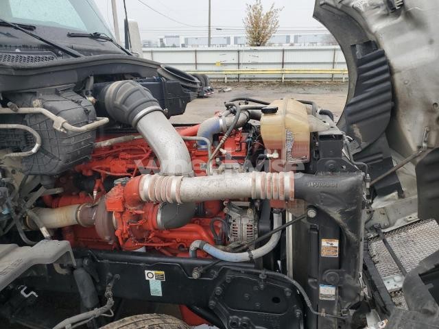 Photo 5 of 2022 KENWORTH CONSTRUCTION T680 (VIN 1XKYD49XXNJ476437)