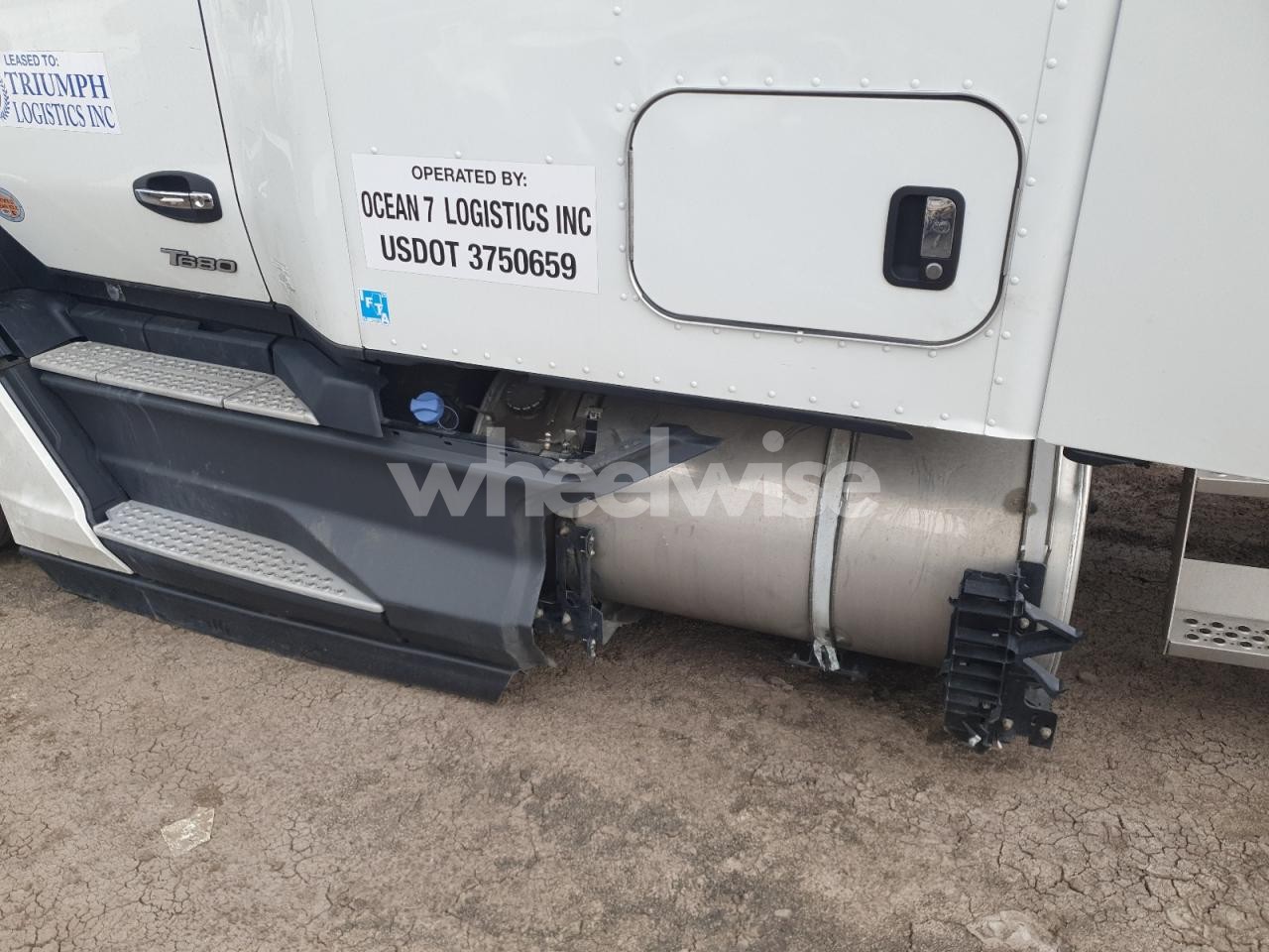 Photo 9 of 2025 KENWORTH T680 SEMI TRUCK (VIN 1XKYD49XXSJ189529)