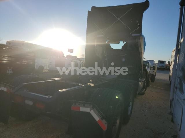 Photo 7 of 2025 KENWORTH T680 SEMI TRUCK (VIN 1XKYDK9X5SJ166874)