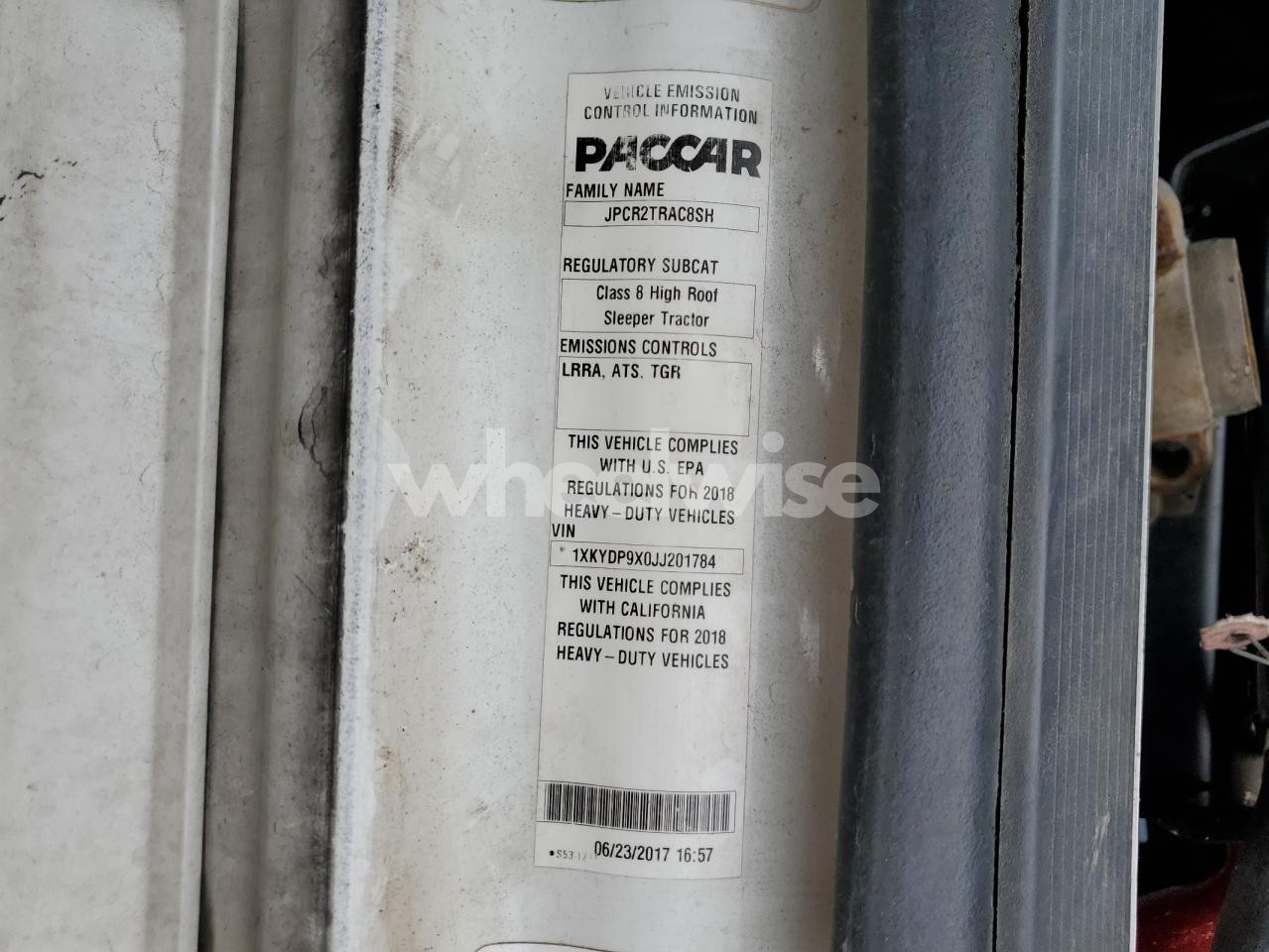 Photo 10 of 2018 KENWORTH T680 SEMI TRUCK (VIN 1XKYDP9X0JJ201784)