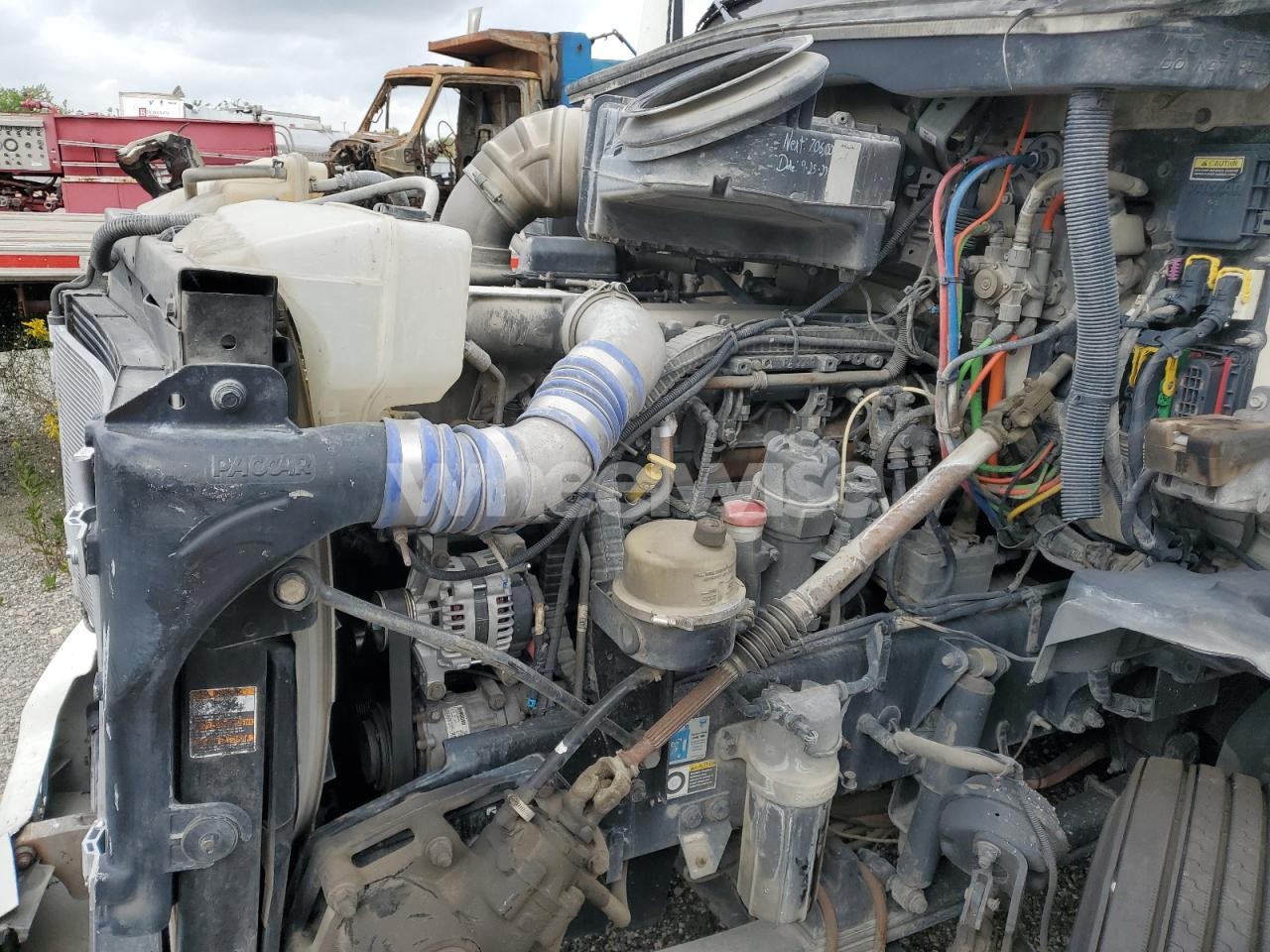 Photo 7 of 2018 KENWORTH T680 SEMI TRUCK (VIN 1XKYDP9X0JJ201784)