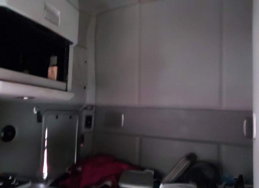 Photo 6 of 2016 Kenworth Construction T680 (VIN 1XKYDP9X1GJ978807)