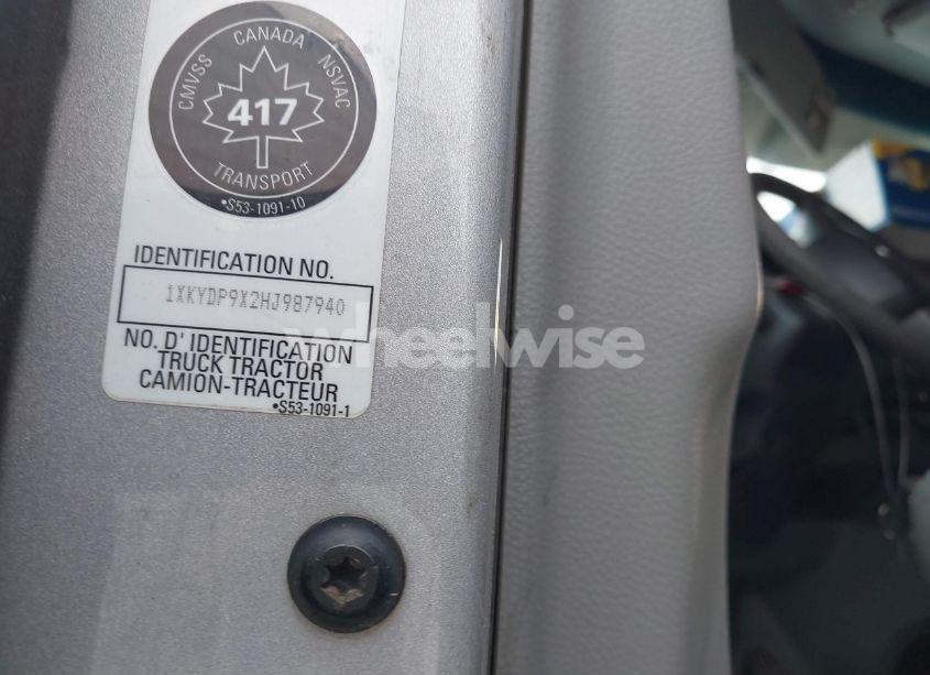 Photo 8 of 2017 Kenworth T680 (VIN 1XKYDP9X2HJ987940)