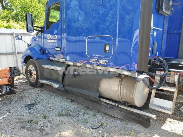 Photo 7 of 2020 KENWORTH T680 SEMI TRUCK (VIN 1XKYDP9X4LJ371195)