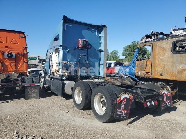 Photo 2 of 2024 KENWORTH T680 SEMI TRUCK (VIN 1XKYDP9X4RJ346368)