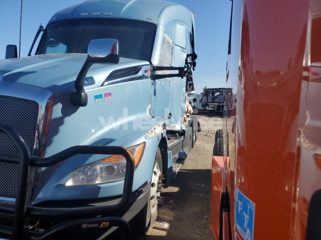 Photo 4 of 2024 KENWORTH T680 SEMI TRUCK (VIN 1XKYDP9X4RJ346368)