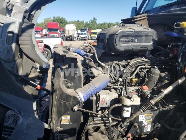 Photo 5 of 2024 KENWORTH T680 SEMI TRUCK (VIN 1XKYDP9X4RJ346368)