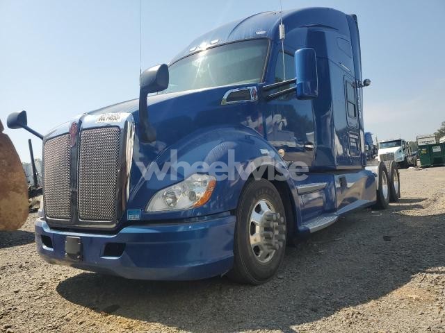 Photo 9 of 2018 KENWORTH T680 SEMI TRUCK (VIN 1XKYDP9X5JJ192421)