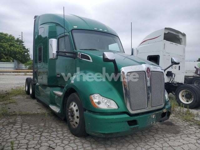Photo 6 of 2018 KENWORTH T680 SEMI TRUCK (VIN 1XKYDP9X5JJ211730)