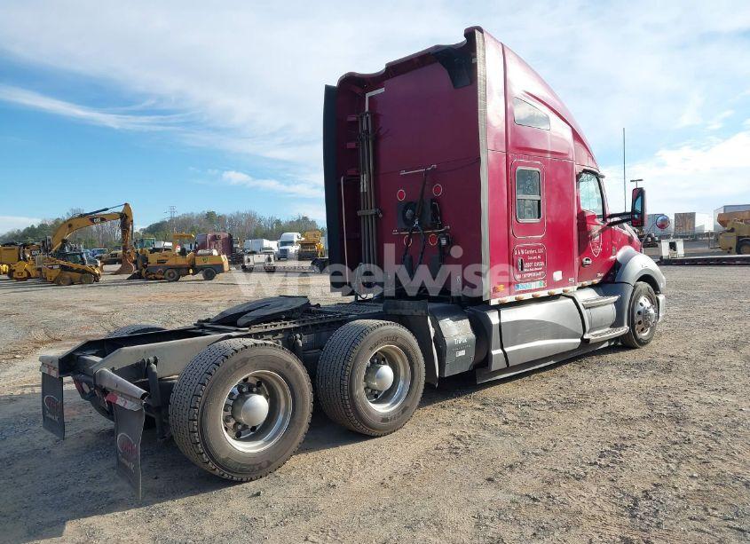 Photo 4 of 2015 Kenworth Construction T680 (VIN 1XKYDP9X6FJ445771)