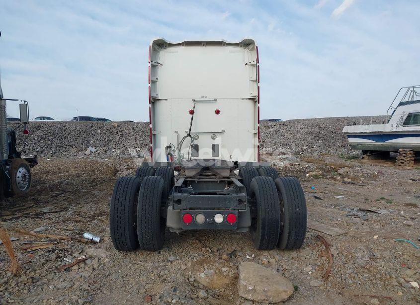 Photo 14 of 2015 Kenworth Construction T680 (VIN 1XKYDP9X7FJ432169)